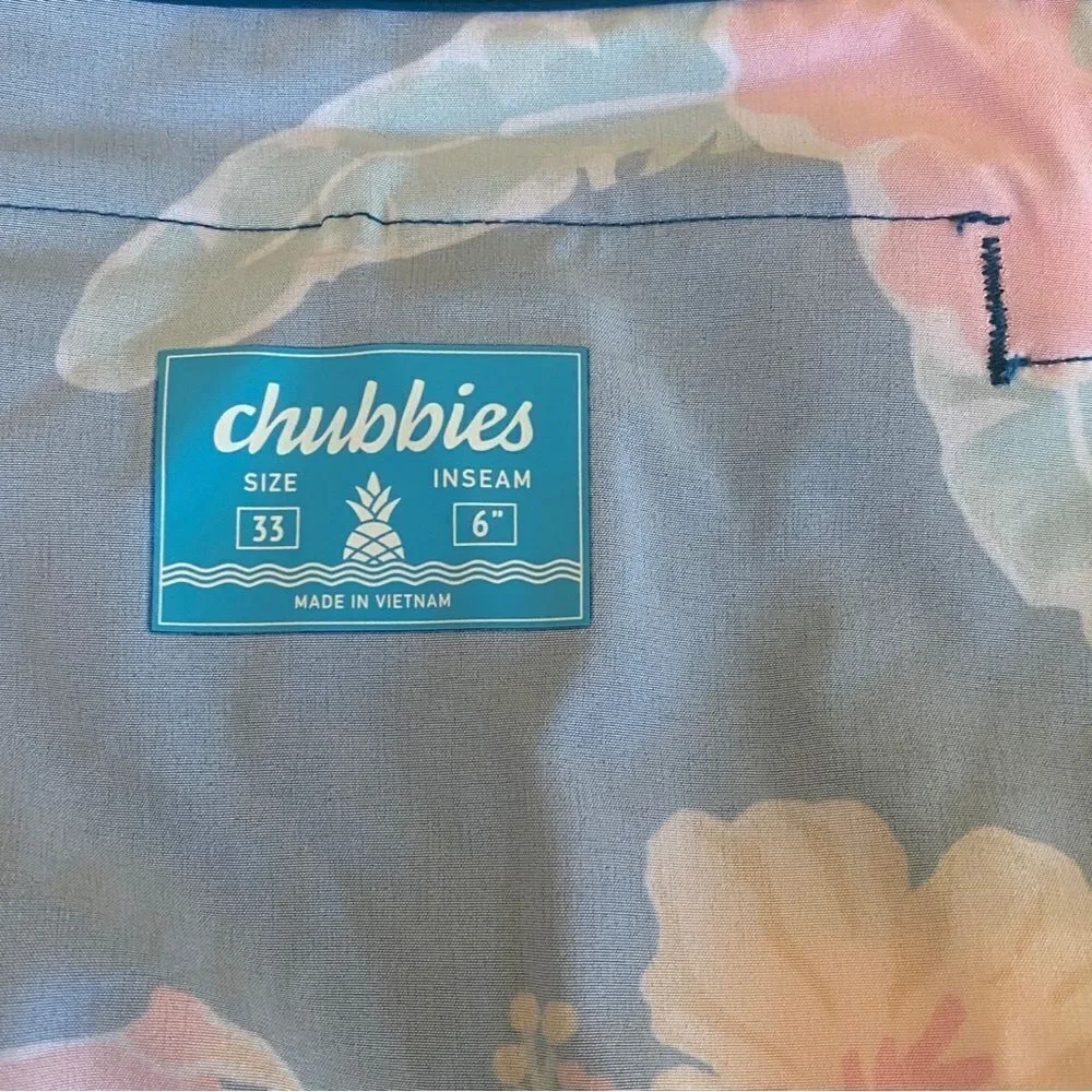 Chubbies The Floral Reefs Boardshort Sz 33 or M NWT